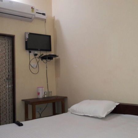Hotel Ganga Vilas Colonelganj Dış mekan fotoğraf